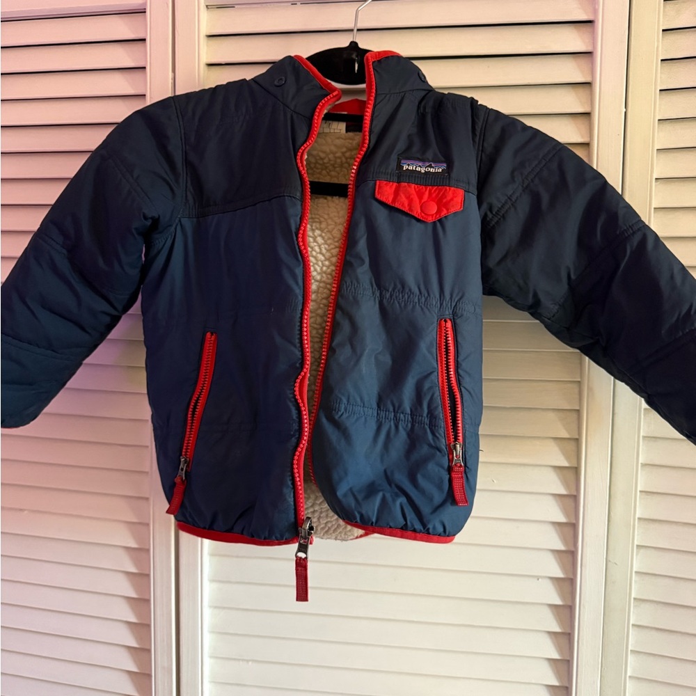Patagonia Kids Blue and Red Puffer Jacket Size 5T